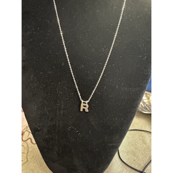 Silver Tone Initial R Pendant Necklace 24 Inch Chain Personalized Letter Pendant - Picture 2 of 7